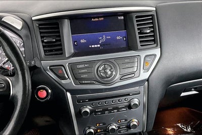 2017 Nissan Pathfinder SL