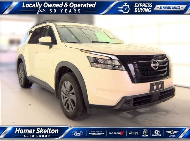 2024 Nissan Pathfinder SV