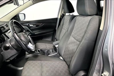 2022 Nissan Rogue Sport SV