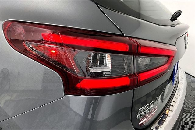2022 Nissan Rogue Sport SV