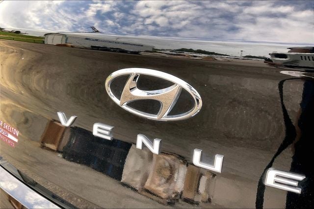 2026 Hyundai Venue SE
