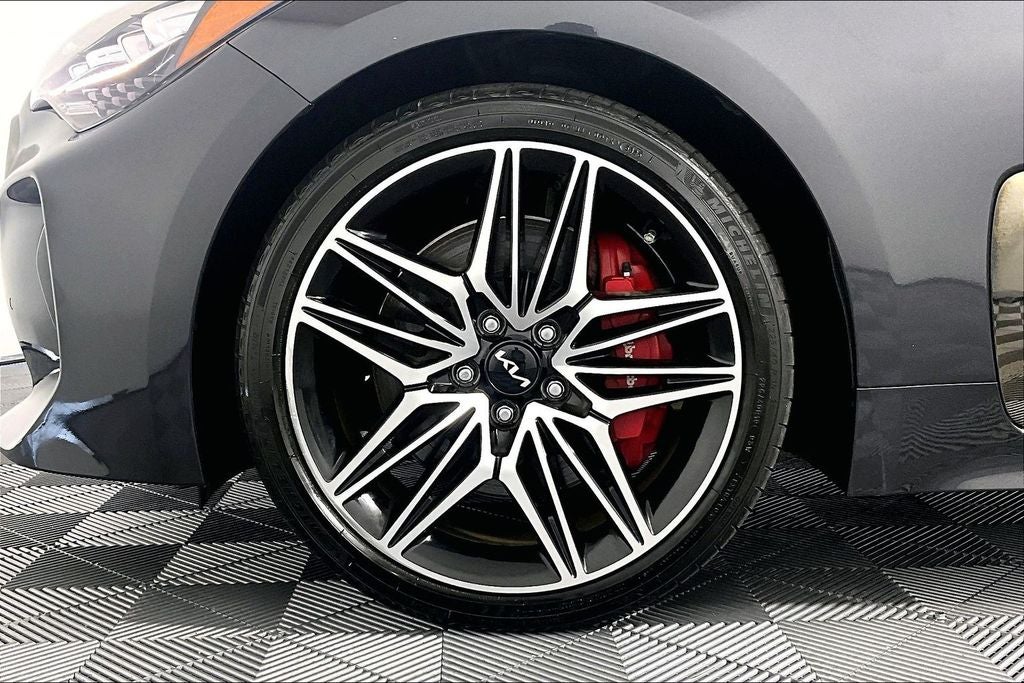 2023 Kia Stinger GT2