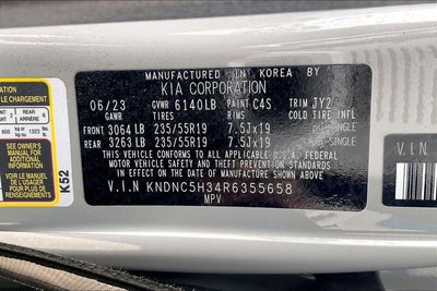 2024 Kia Carnival EX