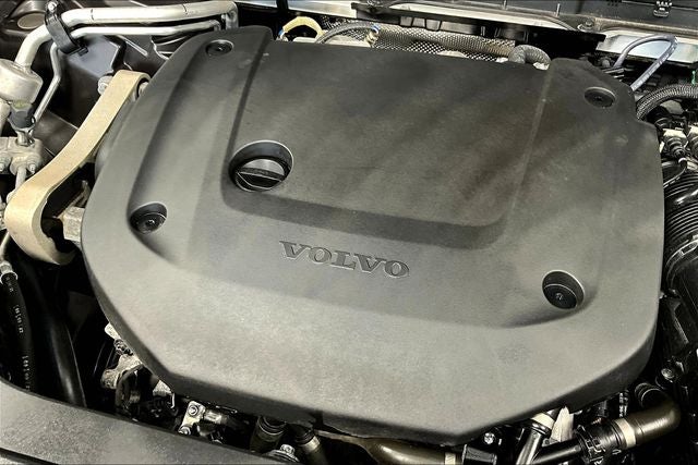 2024 Volvo XC90 B6 Plus Bright Theme
