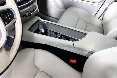 2023 Volvo XC90 B6 Plus 7-Seater