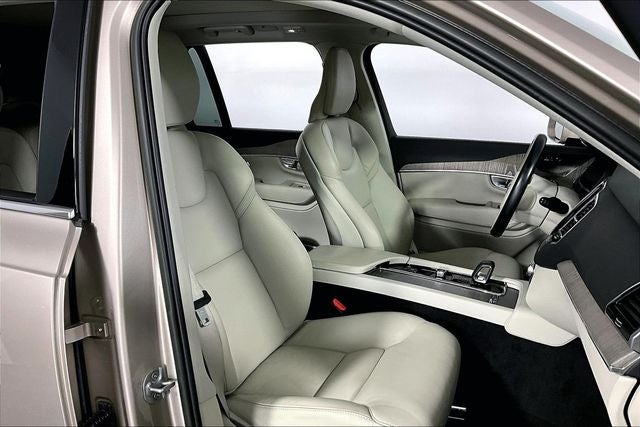 2023 Volvo XC90 B6 Plus 7-Seater