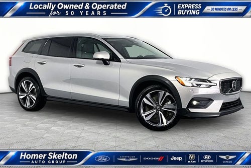 2025 Volvo V60 Cross Country B5 Plus
