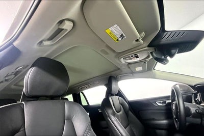 2025 Volvo V60 Cross Country B5 Plus