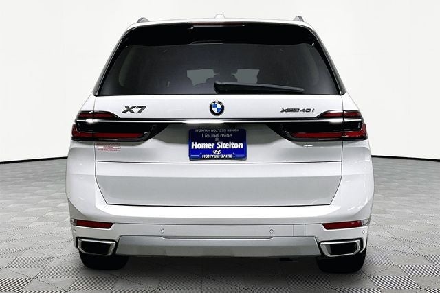 2023 BMW X7 xDrive40i