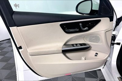 2025 Mercedes-Benz C 300 C 300