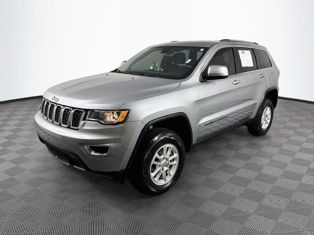 2020 Jeep Grand Cherokee Laredo