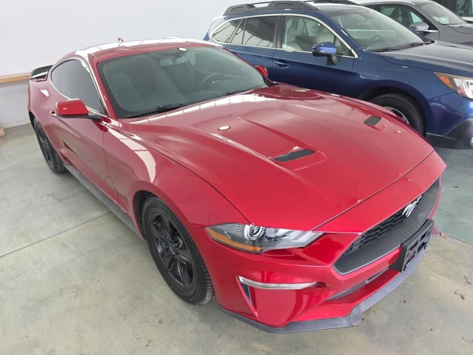 2020 Ford Mustang EcoBoost