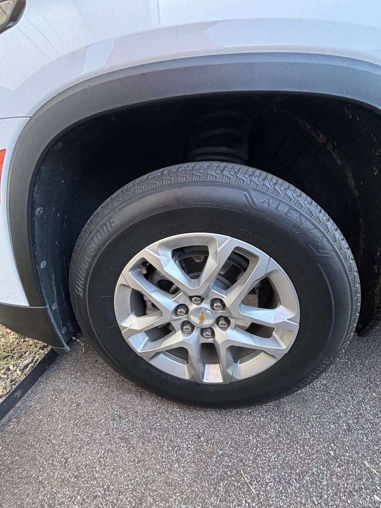 2022 Chevrolet Traverse LS