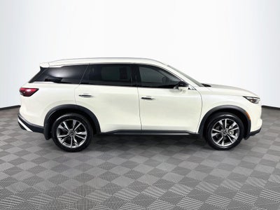 2023 INFINITI QX60 LUXE
