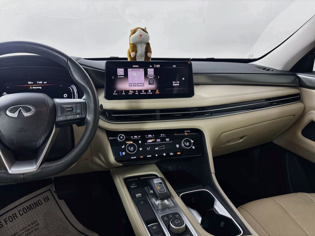 2023 INFINITI QX60 LUXE