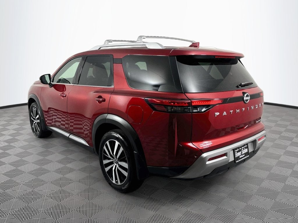 2024 Nissan Pathfinder Platinum