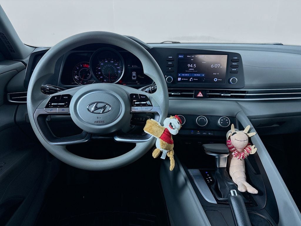 2021 Hyundai Elantra SE