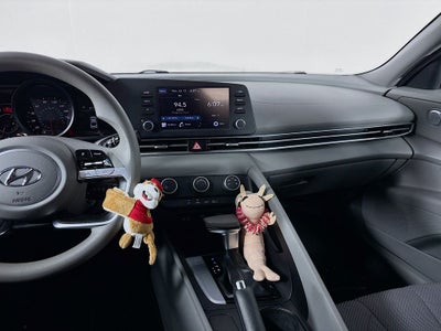 2021 Hyundai Elantra SE