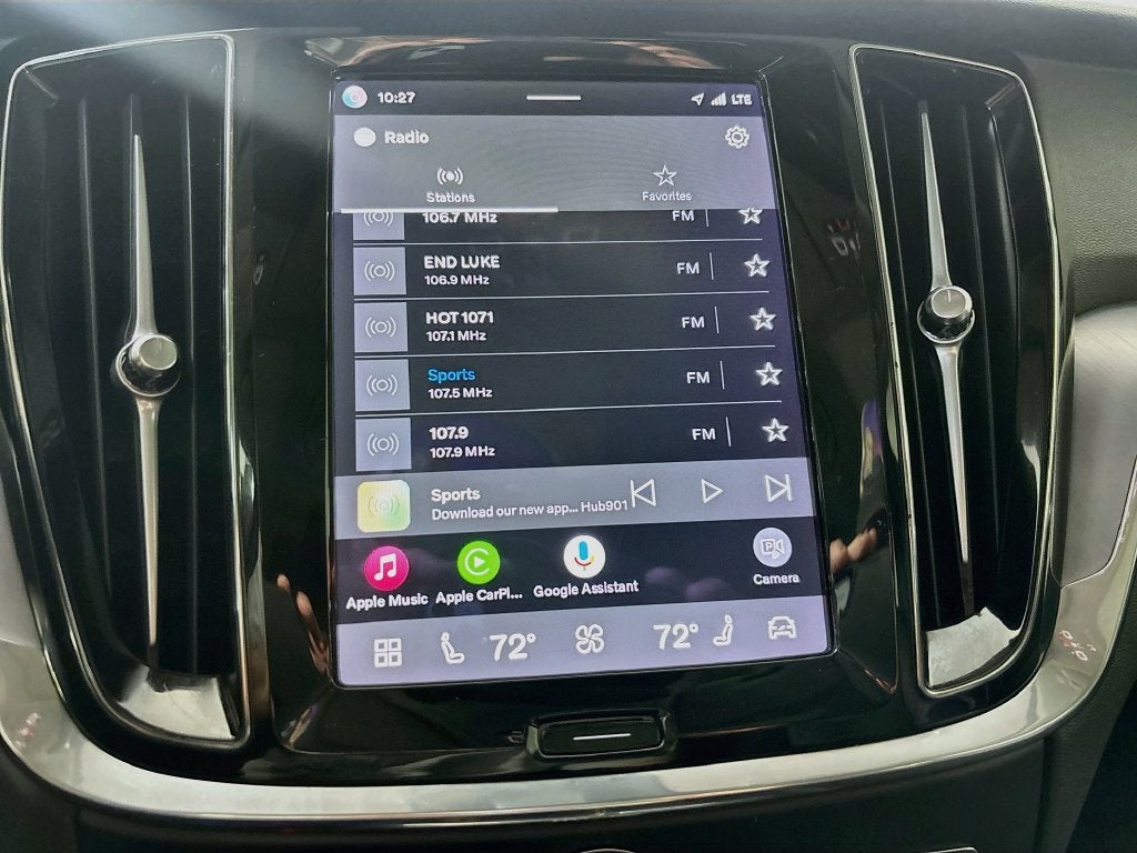 2024 Volvo S60 B5 Core Dark Theme