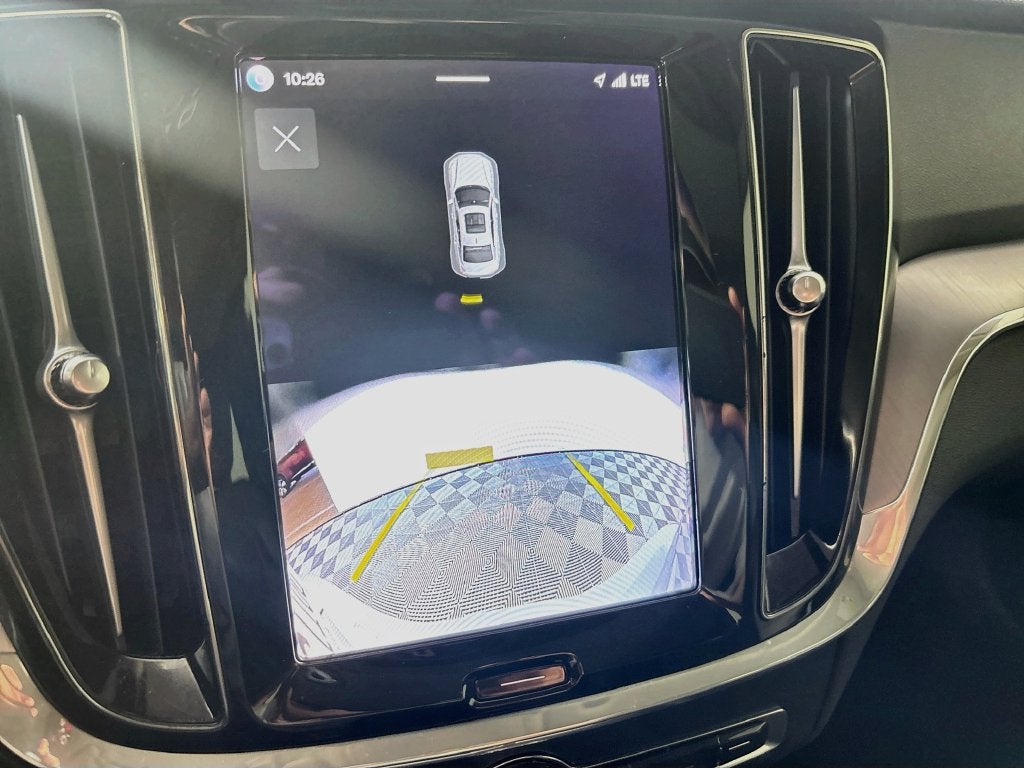 2024 Volvo S60 B5 Core Dark Theme