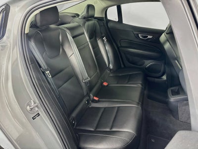 2024 Volvo S60 B5 Core Dark Theme