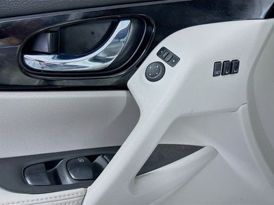 2021 Nissan Rogue Sport SL