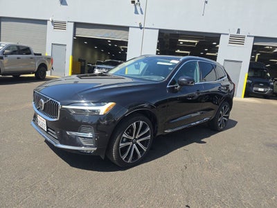 2023 Volvo XC60 B5 Ultimate Bright Theme