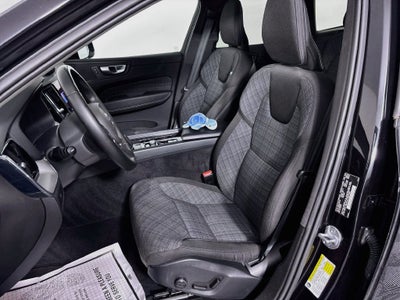 2024 Volvo XC60 B5 Core
